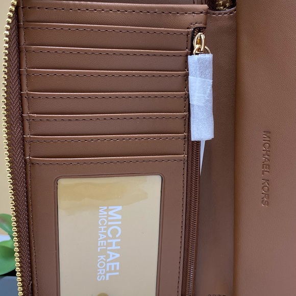 Michael kors wallet - Picture 8 of 12
